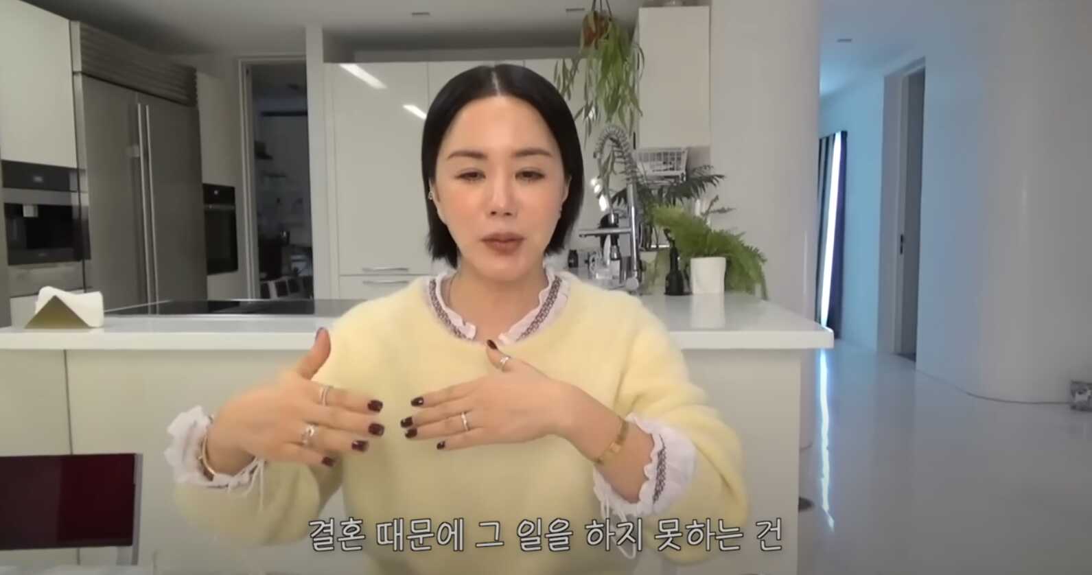 01840304a11a1eb8e5d4577be03f23bb6c7ac2c91adbac90e15ed8e68b135838aea21e813d495a74e73b7853e83704499ca77ace58377399a85fd994cd17bbe3