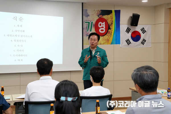 073a6af8c1814840c3a84fa78bebd06ca7f25a3e36a2764eae5b77c9ef85972ff22af2838d081f1bc961c383e97c88e07a4ed6718d345f24bf4b98707c7e02a1