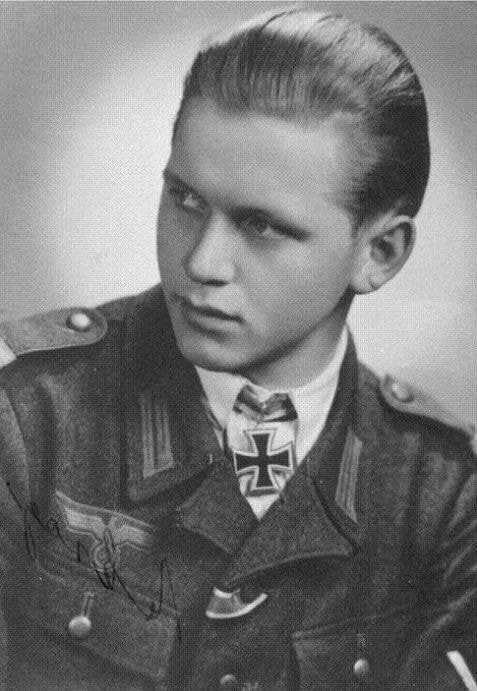 110b8c43fb65c72485c197c8895629ff6a3f58812aa76f42279902fdc9e978e5c049ec4f99642b01ce55af6782ca911e5739a5f0dc83b48d2c79d96e6c597320