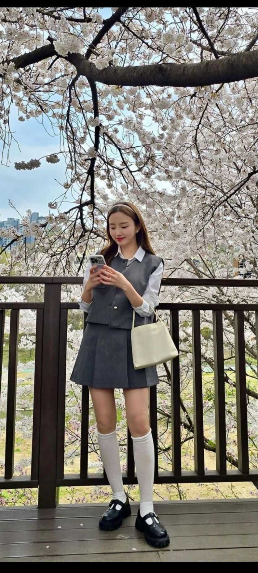 16890ce9a2102d2b1bd96fa3a7b06ff23c2e6d40424f7138af20456ea974ae0016f5b17d4c27b42db9504eba231a38f5fc531aca124f7bc647a83ca99b1bd856