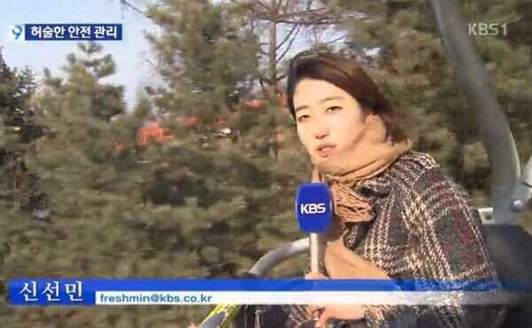 1b69a0dbcc1dcb8f050945fa4f09371abf8a3713fcde91170b68c586c683517a0632ede4c8b148ca26df721b18f9e485dd4dea224047f26aa0fe52158e9763e7