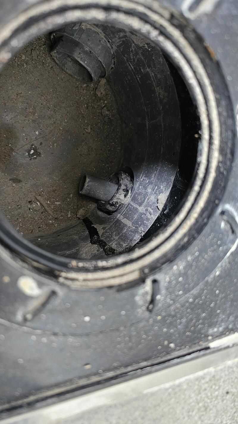 2199d6e203091413efb76b460de770c0498e29ad649dd1f352ac6ba81d748a056d92186117bb84ec1378531a123e9185e6f90984d8deafa9407709164ebe2773