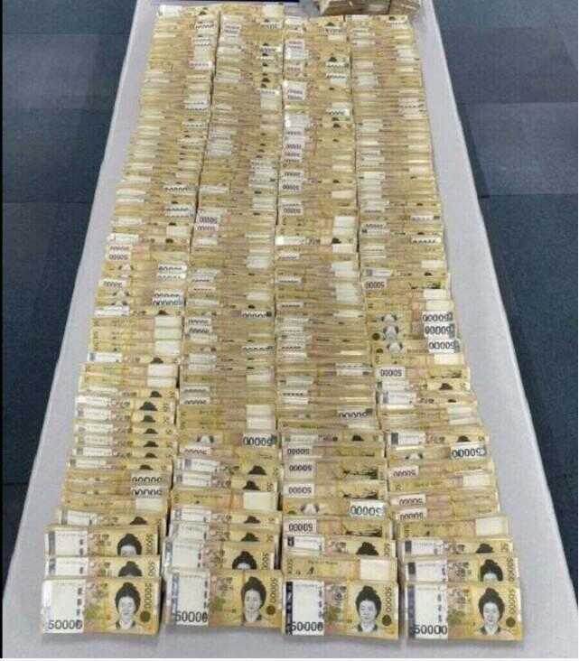 298cf21ce5e95dd65859b51994f53b5bca45e7a54468bc29d1a4ad81b1b6e78cd9dbb7f05226fd203b913dd3c93c5a11df03e070ef1114aff5c542cb52884ee0