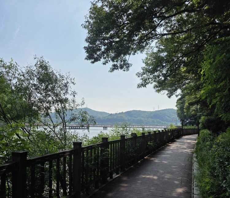 2d30f6ffa550c857befba73bc922496164d10f7365f9a9e98d4f06646d0e153c977e6fc79191bdc6ba7e75a0ab64b63ce52d37a09a76ed54f23fe1b8237ed201