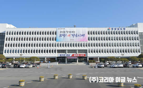 35ccb0ed04a6eb9126348e2dcfedcb733a58f787a8512fb25b5fff8087d19c6ad8eeb68942778da875d485a53b09ec383fefb622387ed6692b10a3d08de57fc0