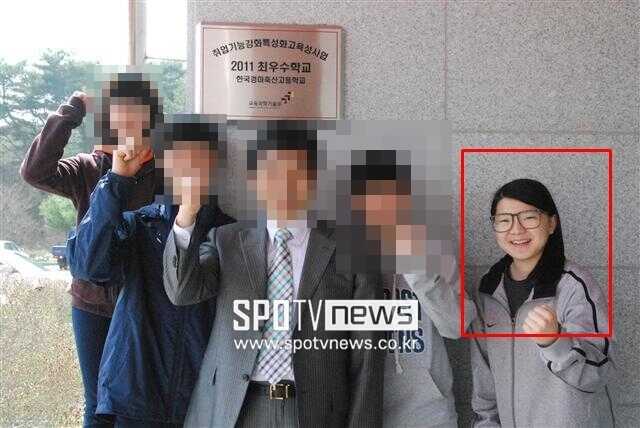 3eacf4532b49d0704838d9c443447072abc3009468b354e67f6c80981ff85e80481257da556abc476db0dc92ddd5d8bb2fcca21f12301913f00e1dcde56ef10a