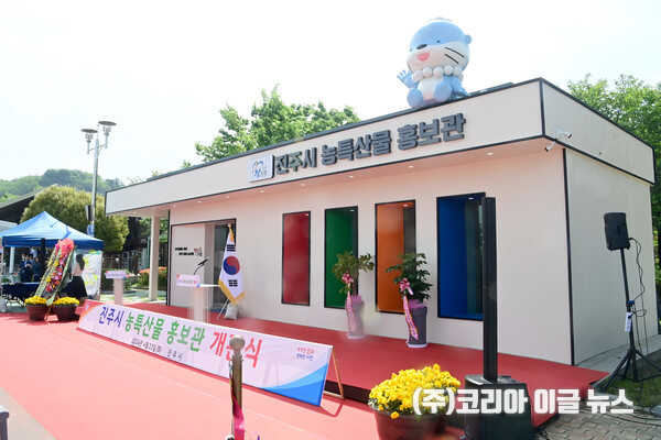 4add520f77151970a0fe6382962d9af21bdae2fc4f3273fff3e57d44d91273e4ceee6f1a2364a8c8c33f86d4e869f6ba44bc444f69af462bb56c632affa25bf7