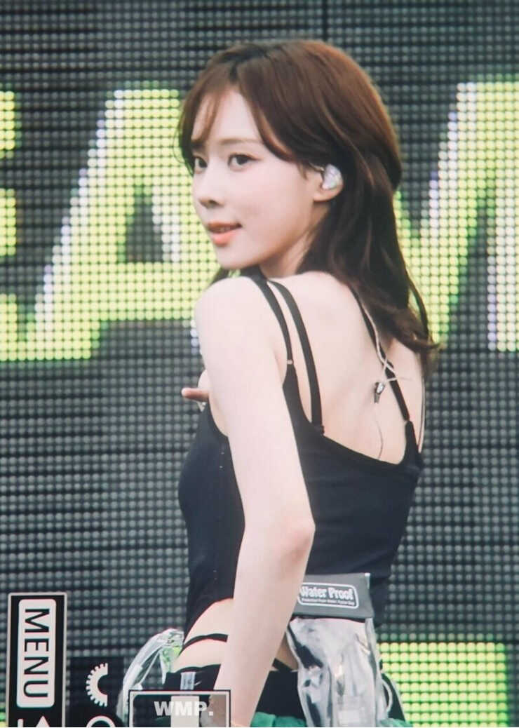 55b1922b74b55d1d3a977e4751b7b253a3125bca470d692b406855569e21ec32cb49f7384fb8824b2293862228adc950eb64fe34a447b7ba46096661b774a2d7