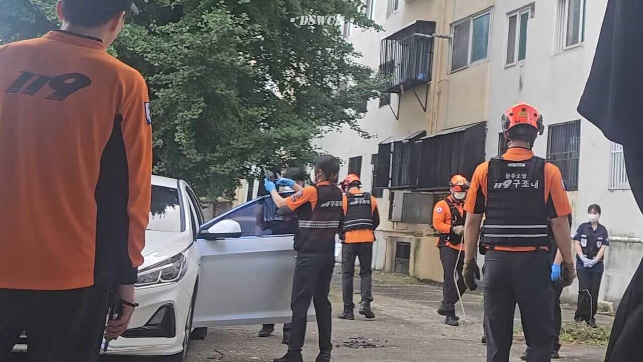 5d9cd9bd7c09504174d617a3951cfa87cf3c171e056f986b50a46c1c032b56e9301295acdf94cce0476a884d79367630f843e74db176168173275bc981e8f6a3