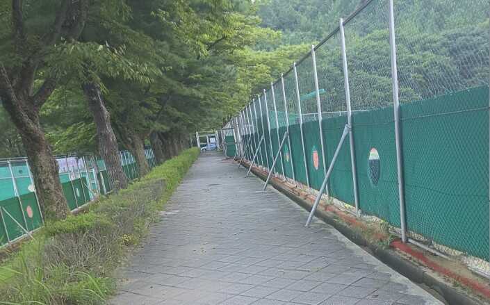 61322f8aa9cc0bb7b52ee51f24eb6aeec1d7a931cd7cb32022bfaa16424bd8277c0e5ef1b420ec07fad37f3076c07dbdb5dec1138c08a12b607e630ec0e3e5a2