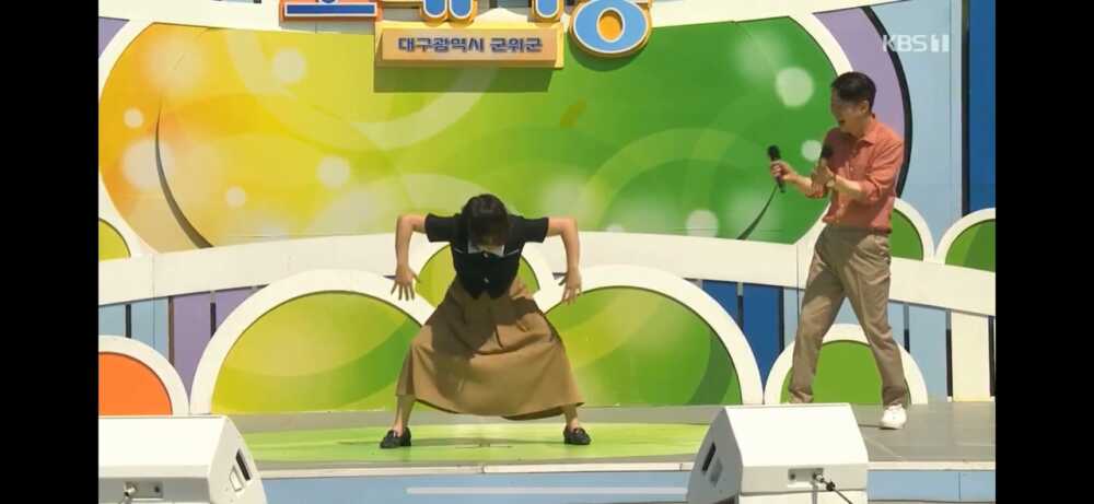 62c838e25ec9b257c84a6c93e6bb3082ee83cae72defca6fa0bbf28e65a3240947f319a0bd121e5328b2c8178a8ee59461f72f9493e1095fb33bf1bcc2982c51