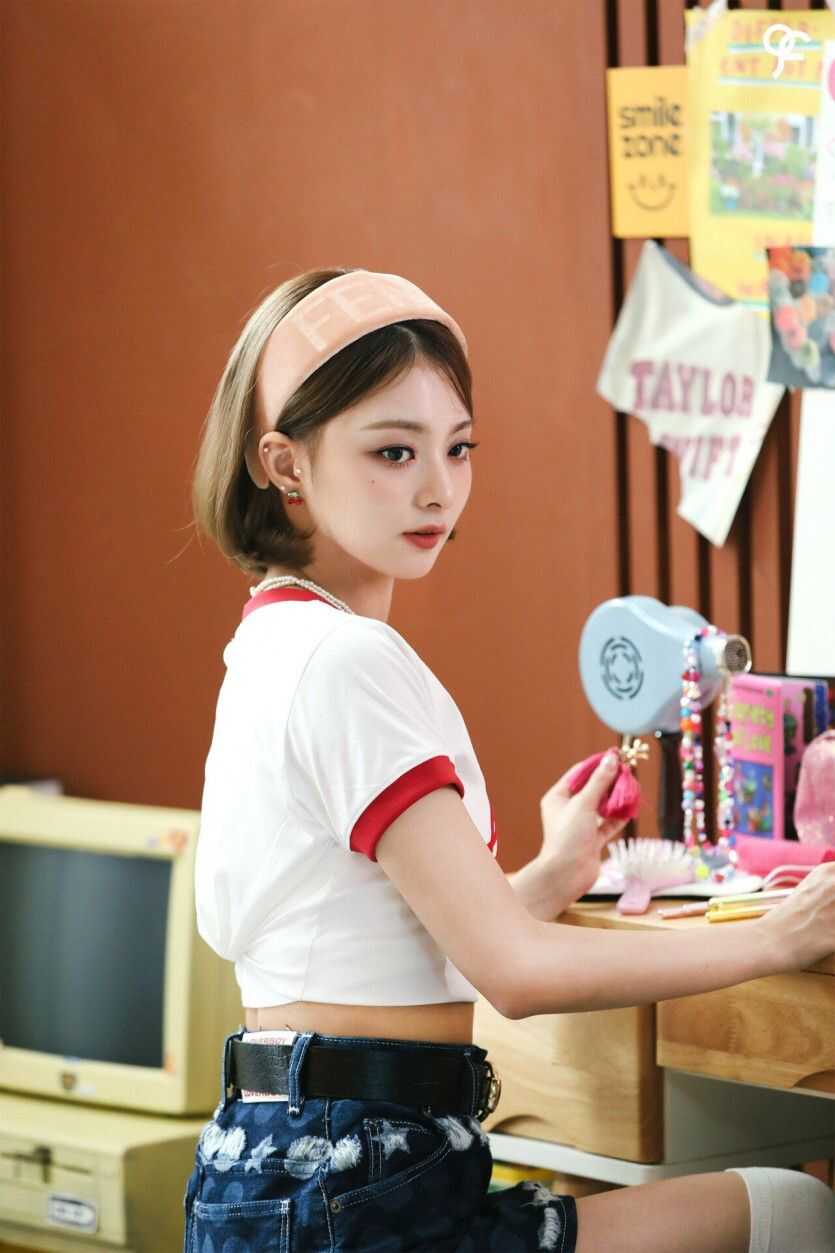 6dd8379fcbd1c429455e6a8e8706a8fcbc12dfe9bd193035e2d8de855d0d98290cefa7dcc61b7da2515fd96dc883f300c44d645d003db5719eb36ac18a18b7c4
