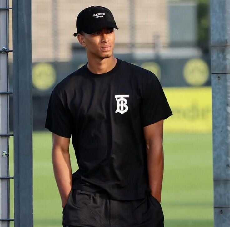 6ee9aaba26b405816f1ed28f135ab933f4318e366eb640e4b66ac9ec0a8d7bcdb0e7d9d597e149f96dda230372f0b82530481f82477a8bc92f0f54639e10c446