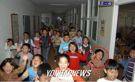 6f15d90be1244094a6e5286491cfdf70c5845aba23bb7a9ef595873a247f52970a3336be4d5437aaa6230f4b301562230d4ad736bcaee1ad49b65c52a3153eed