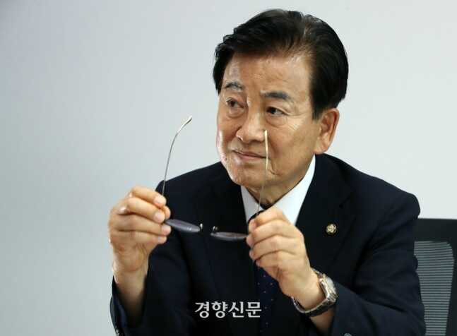 71c2809e843ceaa37e5dc955b5bcd1ad9bfa08a50863aef599ec0f42a8d9eb80dd970da2d19ac5bb9efa66444066d2d18fd4afc3bc6b589f6e75beb51c4150fb