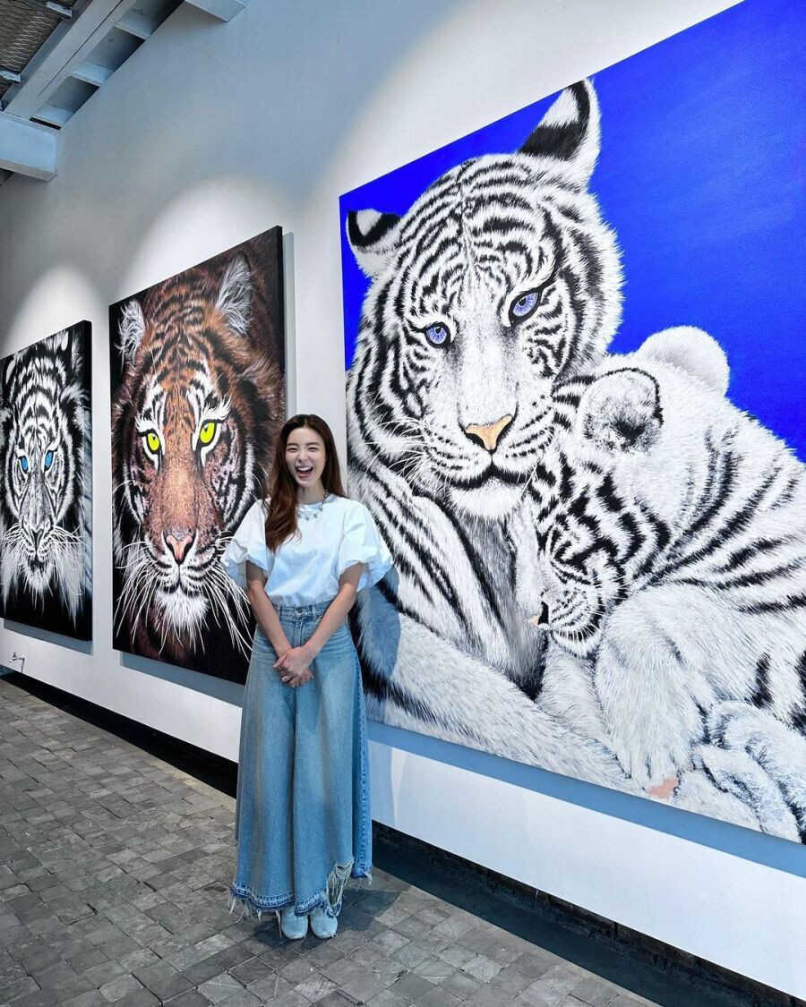 764ee2f0d731777f7fc1d7a6968e66880d222eab6002555c5a246b4d235583e8b5326cfd2a8505a89ca47482ad4153a466c4a2e42dffe021c8404ad1d9fef8a2