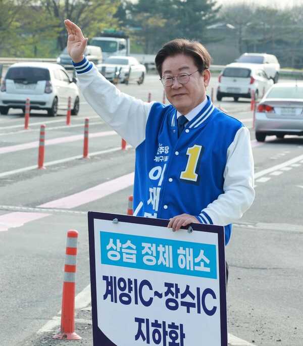 7ea9f2fd98bf5d030fcf301099aa7c40159978f55fac7ed6e78e3603db6d38a77167a95e0fc0ba70496720eef2b6d1b2df829ebb7080b57d50d3ece77990476f