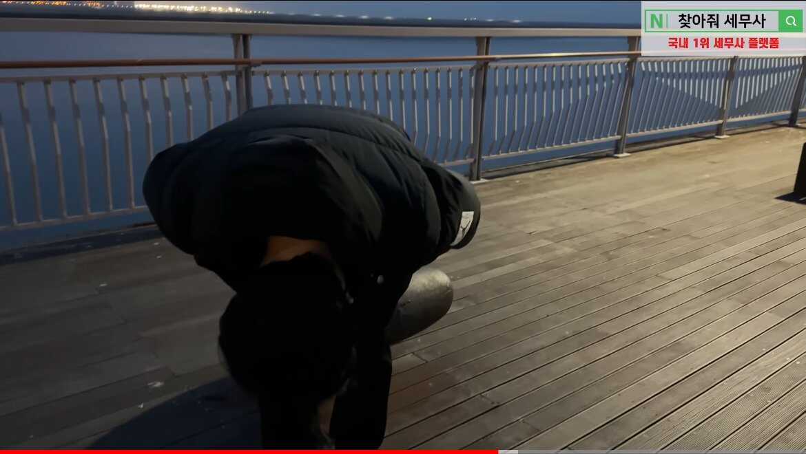 82954f3dba92f97f4c69eb0c8e17b4c89336b858656cc7b0adcb31c1531d3874a1c290419faecaefeef0f9f39114c55323f672cad9deab69fbbcde79175b632b