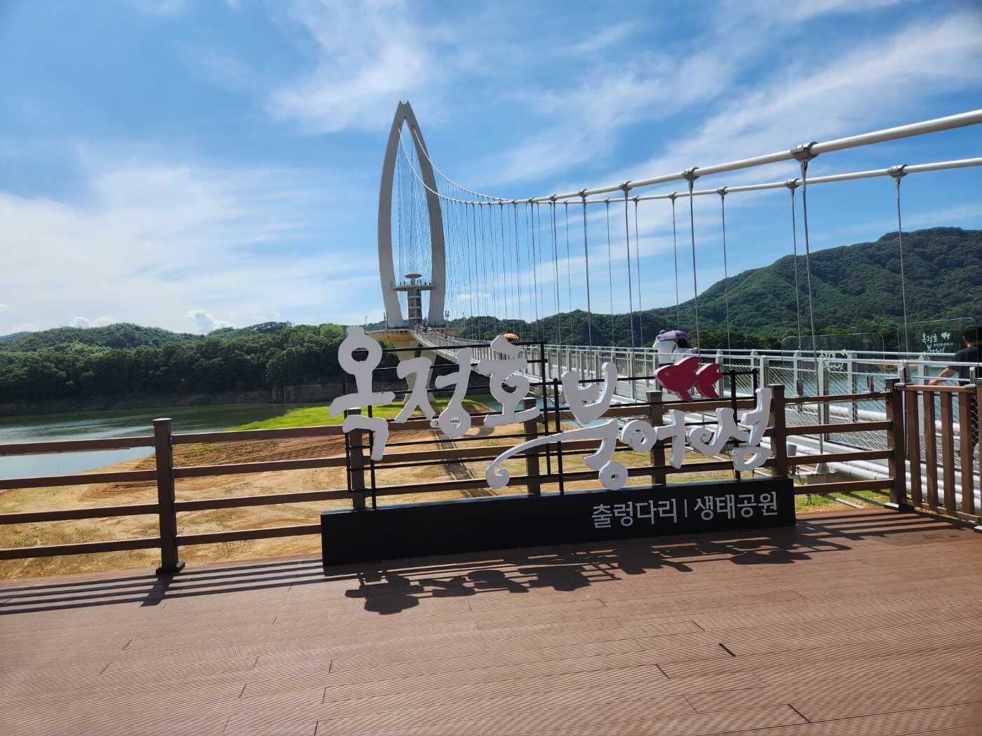 85de8d55ff683afbaa42b1519bef8f4c22f86f023c9251f134ed5aa77a0b591e97c537120531a2a7effb871a131edbc62a5e99df4ee1b7c51b74edb0cb0997cf