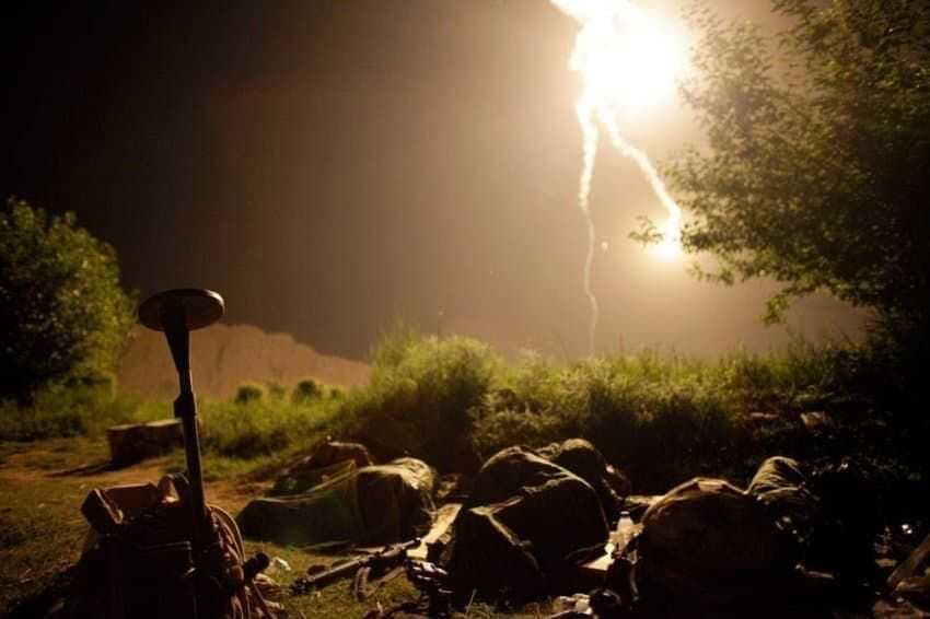 928fcf21e8e98961f2c6ae1e56b6525ce7c9bebf9d9e48659b2673b4032a06e61f959fa3146b60ca1d77013cb339664ff8e3efe31dabacea7698bc83a21bffd8