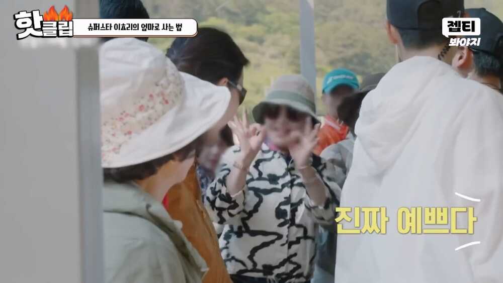 97bb45be92e85fd26cba846b1a5aaa3d0f6e2d42d42d80adf55f32be1d08316574264e4233f379484a35f24262fd57f5b14f02cc694877e352eb99ff9c9e53d7