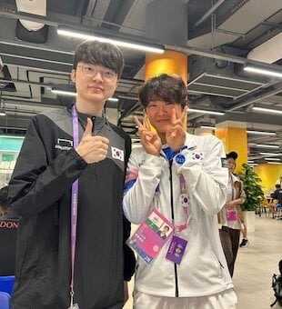 9a2b000e5f913c8ab486e6bc6c884fab1811721ab525d4a568fc1d5852a4f1256ceae4cdef93ac4f2627a7ddd9c891593384af569d66a562853a4710a6217681