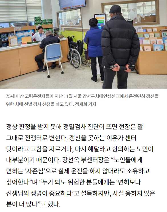 9ce686ce7a90dbe8038d4fe02ea9f5cc763b047af9a02159cb7565e1cd22268c2bb5d193d495e4d233b37e7a15be1337ab75ced311d6ea30ae4ba9b9337124ec