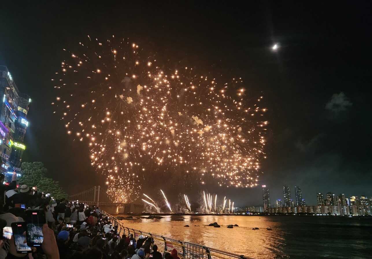 9d6f362b5f50b43e6e69c58756e133233a0b1d73ce940736bd5bc95ef66ee4c19472c60ba61b87e856befa5cfabb4c1a28b73e1c2bf11cba642e1c308acf495e