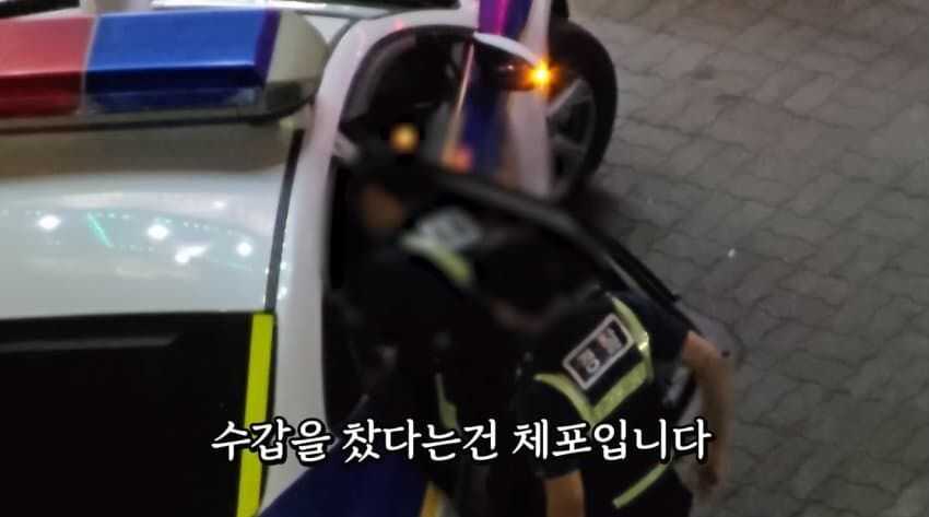 a05e2b95ffd9064dd43d9918a261f8bd62844eee2a48a9b65e437bf614329f23fb52b08dfa177b2a30a857e172190181e88a742bf993cc879b91fe5827f2298e