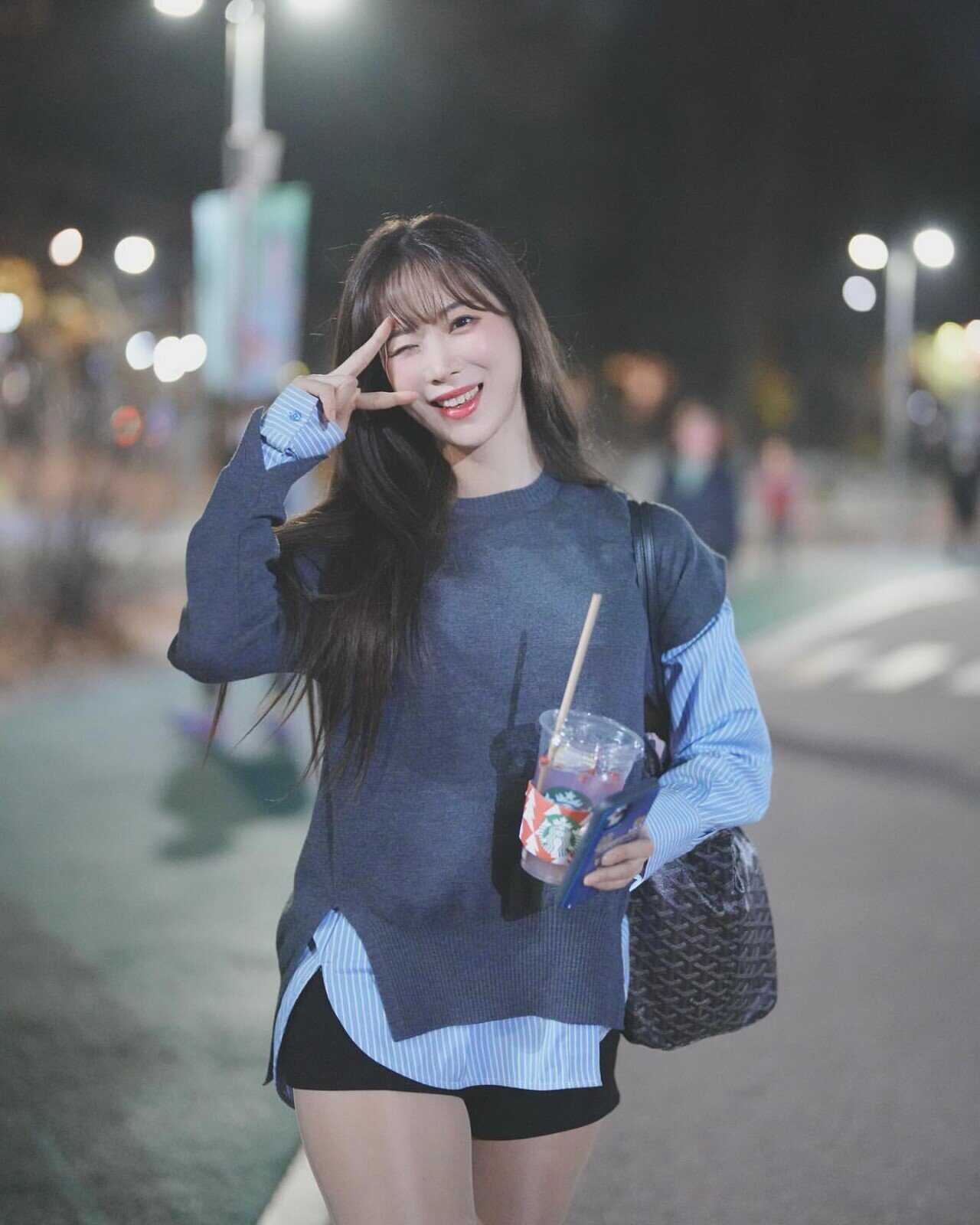 a250dede81efd834479a6e7f8b40221ee88fe356afbdaf199fd263177d0b2483b142a7b077b7216e063c3c0892b802e703a34893430c7d05bbad3dfc4fe6f30a