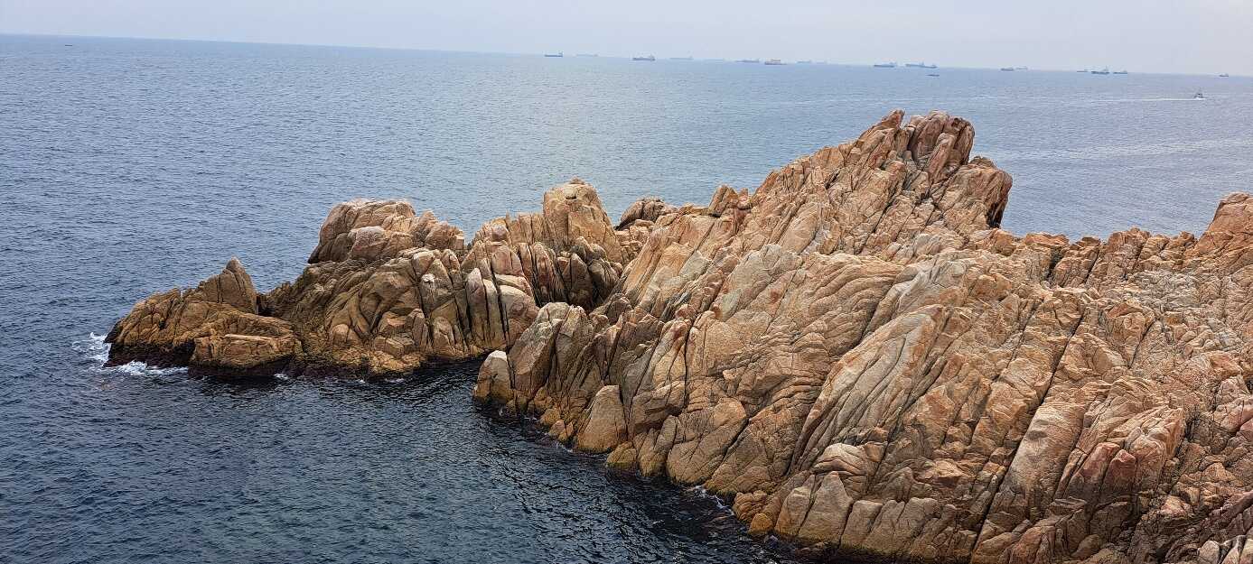 af101e621f30ad4eabdbf7040352e807dc1a89f0d3e56b104da34de2ce9f6d5934937e8093056fbb11586d1dcee860ae8b667f0b13e1f98af57b7d9f22a84bd8