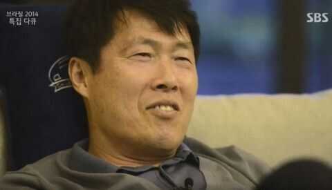 b4f7902a0d5be36c35dc3824cea9314307f6b7cdacaee91756b39738c7ceb241d6322803195fb67861e84e25f79c81de134e3811f63deabce06fe816769dead9