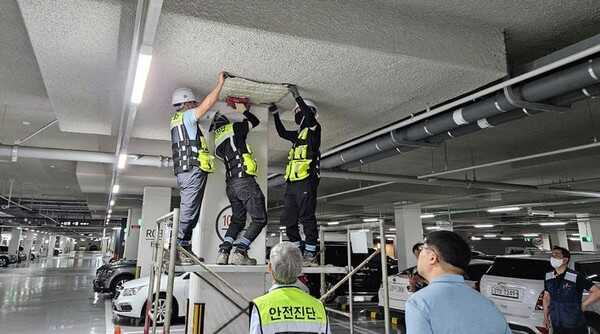 ba36b655fcd7aa049b1ef2cd2e24791499d68a45532871066c03cdb9c4650f2e62d520aa352ee0a39f4c7e0c58c92ae8c296c5dbf1eae38e81c1486f734e4a4c