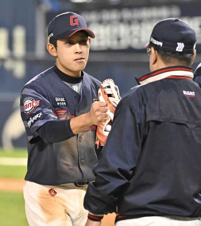 bf2212e49b8bc5fc822da98c0910784086dbf1f4fed8444c91353e1147083334ce572087613cbcf44b70fea50fe2341b5c0a618c0744367779ec67f41f9385f7