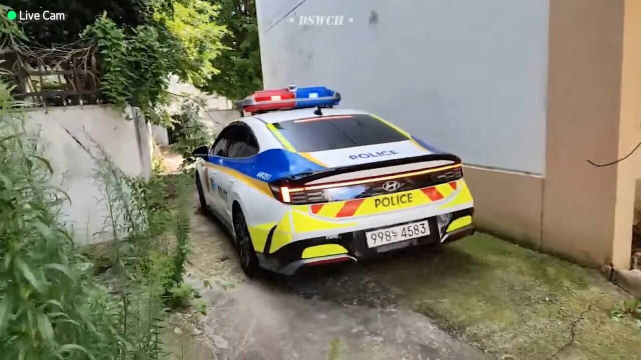 c2d53df451caca04a6a0a0acb03f8bbbe683ff4cddc43dae05cbf479afa7c3b2f0b5151f9f2887296ed9eb542a5268dd7efc8eb822bcd7df8d14f080769e73f9