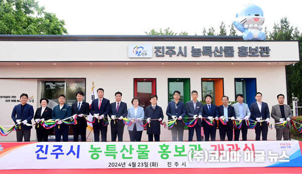 c3e7002c89c96bb4671d090b56b1018a20535011dadec9c342fc337070fb0df738403a51b812c47239f11c5352220f305062781db4f0ae07d55f3445adf082b4