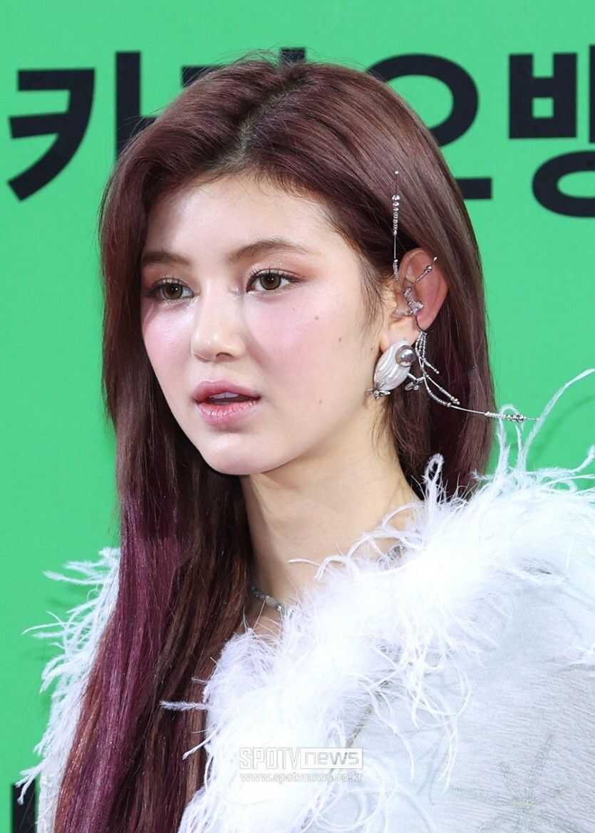 c8002f7eef6dd1fabaa754fa94c1bbb008f1e4eaf03392aadbab2f5a267b6ef9a8b33c0a7f708e6b8826a1621b1d40a950db4cfd5818678f6614ad1226730f39