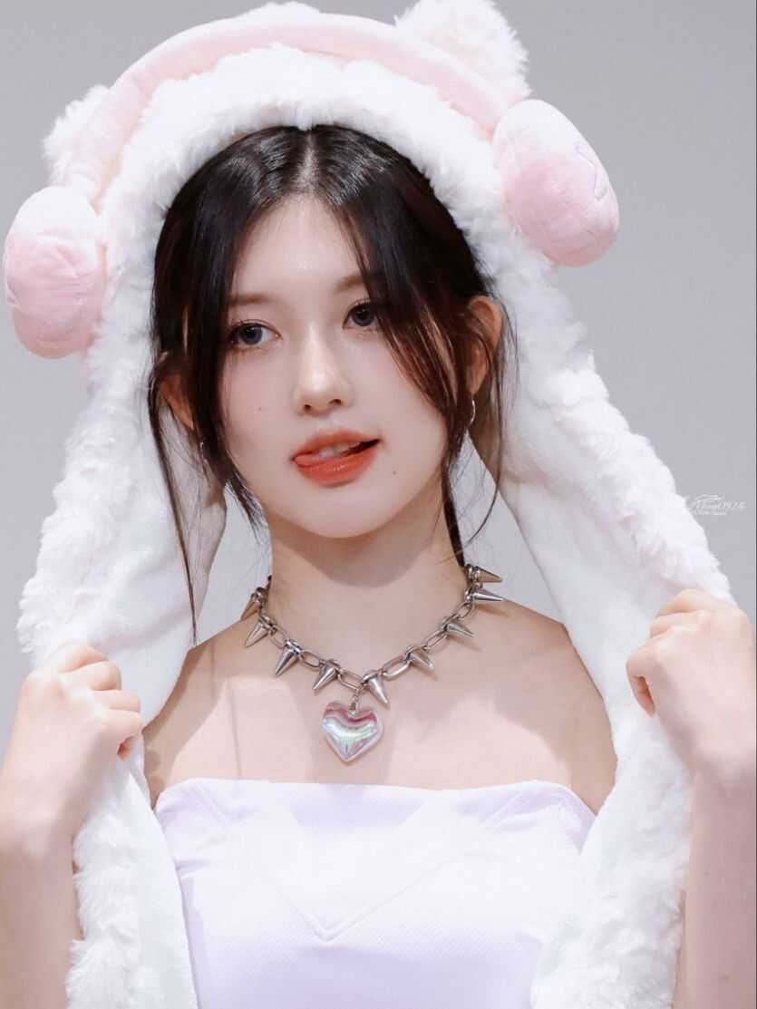 c92c74501129f568809cfd3067a8c8820855a96473e24206835751f66de744a50f76e83973a8273a628333559b6c244290d026cf1da2e50607a47a6c4974ed21