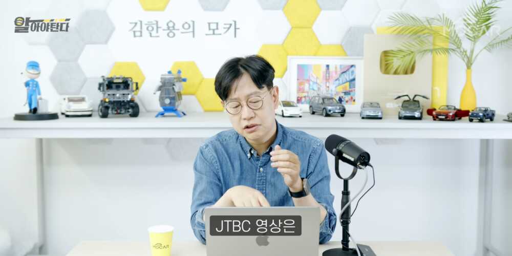 d3602ef5d95c3dc6645f13de9f6dc73d5d6883fb6d5892ee25bd97f186575ca72f4e4ba688c2a2398561c686078a83481feb4df6255370ca73cf17a1c8d40ba0