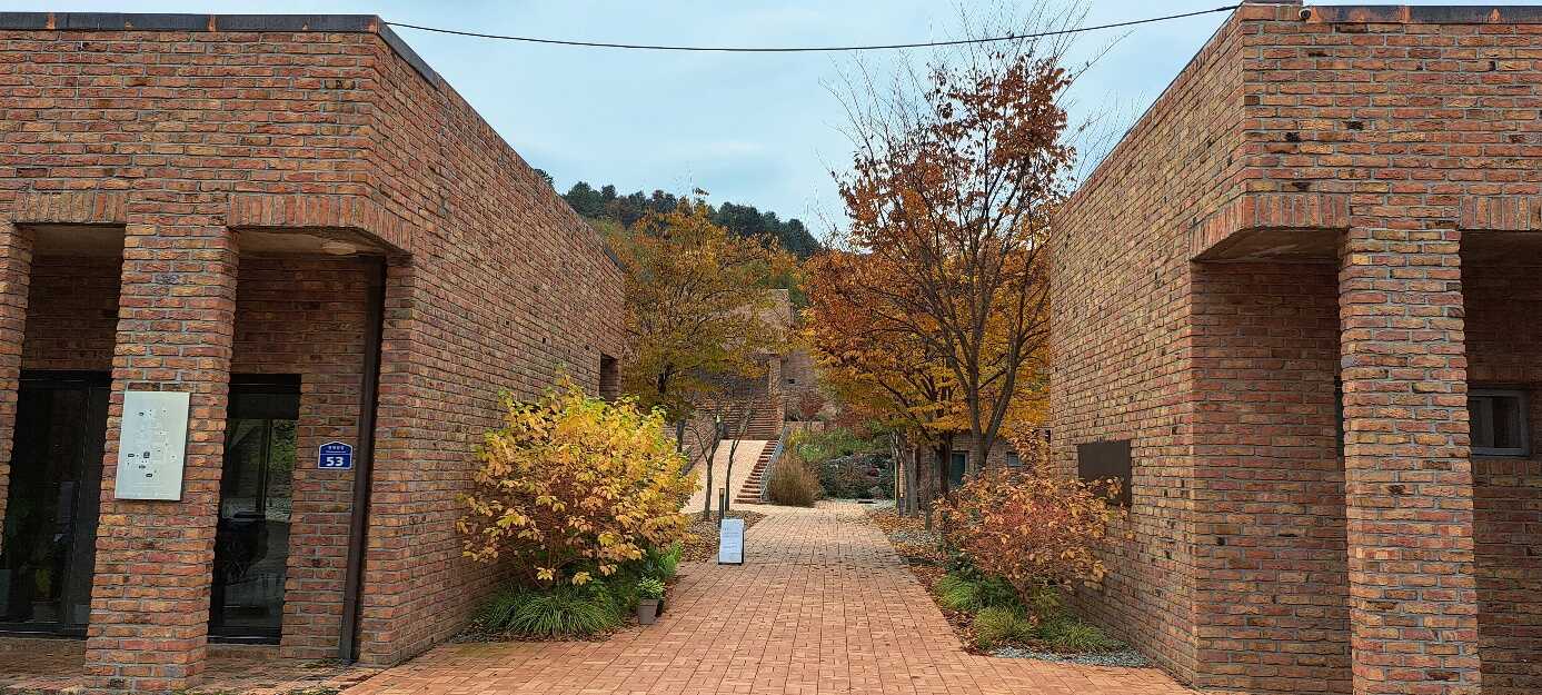 d3681911dcfa89b893baa1f9d2433a92450755aa80c2772f83a4a16f3d3873cba40e52f42b8c245096c105bc65bfa6ee66702033258c138f58bde7fb4e5849d2