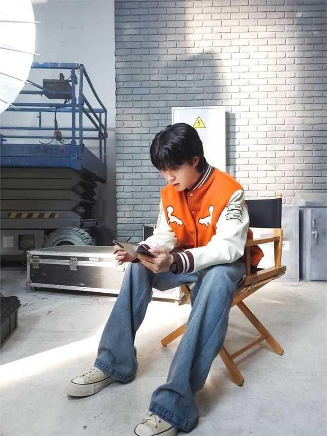 d969dd52f08ae11b359f2677e69f40d46f1787bb935236c2c322798d68a5b4cea22e3ed384e79a8fc543fb6c4ef1b45cc97fe0f657f481410f3dceb875ed8543