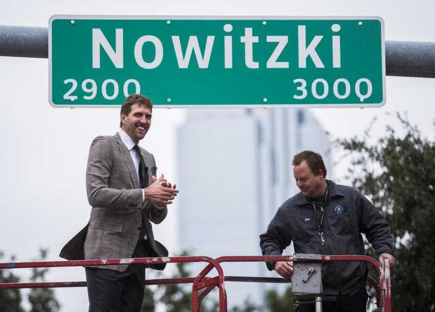 d9b50ff94031231d5359eefef0d6b7aeb72c389f5d5a306b08a7163813e2548c78b5229d0ae0c4b4b1441ee8a5087a0d466530adf98fe90e7ec8787a9f33160a