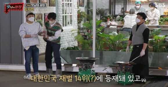 dd5e628d40e127a176fee763ee943aed7725fe2fa6e0757ebea26b5b0cf6d98124fc8228591941dfc1030b5f17f56c35eb020a2fca8fd580d2e22c340baf0429