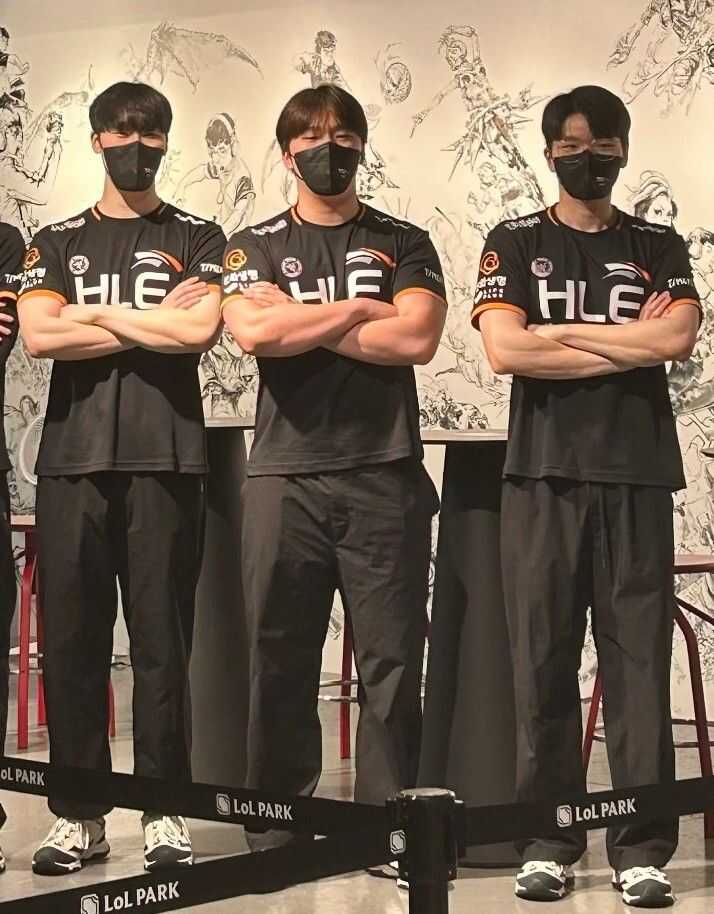 de513263005b4e0e4f6ed88f737eb195a4cc390d4f8bcecadfc12c7630813cc1d703ac432da2eaa5e1d7c14ef6e2248bafc815c514cc012b50b5120ce8fa2ec3