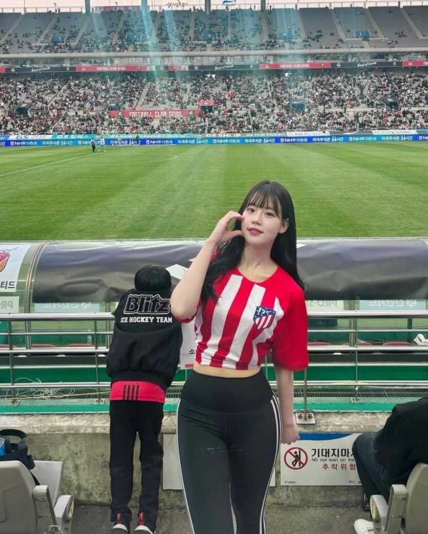 dee1dc8ba8e76a3d1bb352ce2c54f78728d85fd3e4dfad114125cf4d0e92ac876e50cd31f33e22934397e1627032209a0e415b82cc7797bc4b62e3f73c676e1b