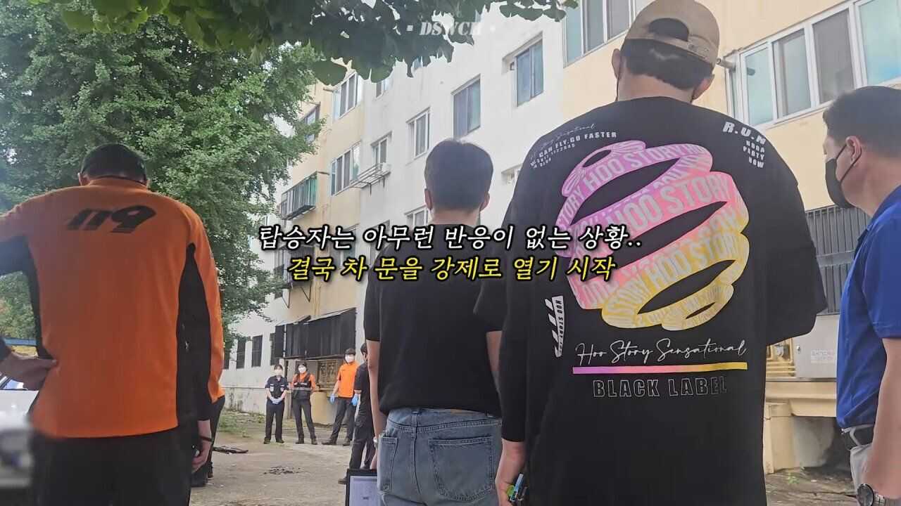 dfb50a317ff905bd48eeb1b1cf11abd0829dd9b8fad359fbd853e8b7197923eb5039d26acc1dae3d03de471af2e981905f3814a7ca7a28f5e88e61509525a182