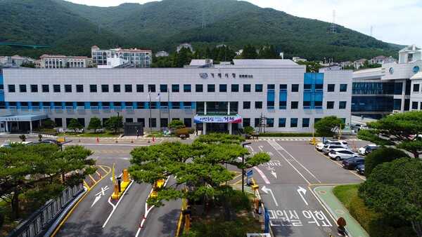 e2fdffd21174e56b773c5d5cc7522a46b82bc7543cf9e4b9b1a3385e7b3ccbc12e7ffae0a4ca6fcd058a5f694b8a425a282f2124d41d1f03dbfe2c44829a283c