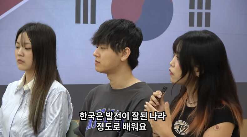 ea268fa0d379f5972b325dc3e9c6fd3858a24fbc2fe49a7ae65ae02466101c785e8bed9a57e92de41a498e11d3b071a7fbabcac0e465e5a804bb3dfd4d9654d2