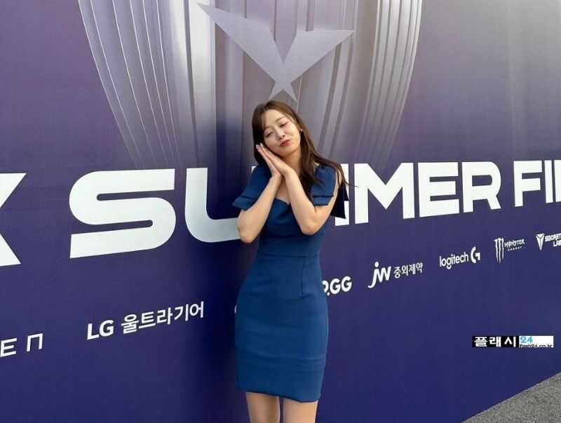 ee91487430311da4de7ec8abd4551c800c762fe0eb15c24a3f01dd2992980a887e4776aa21a8f32da635c6e53da60d65d9bdb1961d985557bbb6c573750f7c7a