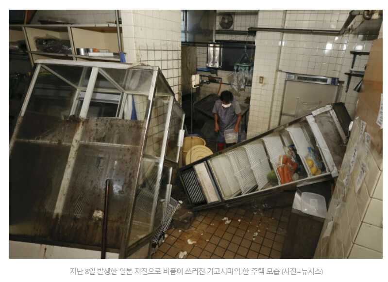 f9dbab2ac596eac17c64ae45429832a9b26a5548bb6e1760080b46efa106263c047e94a9a377d962a2cb00272776fe819213f7deca050cdc72383c6d6ca025d9